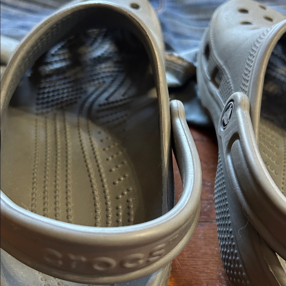 Grey Crocs - Picture 7 of 8